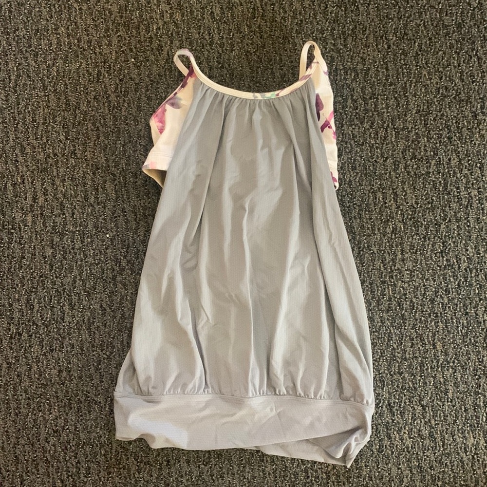 Lululemon Workout Tank w/ Attached Sports Bra